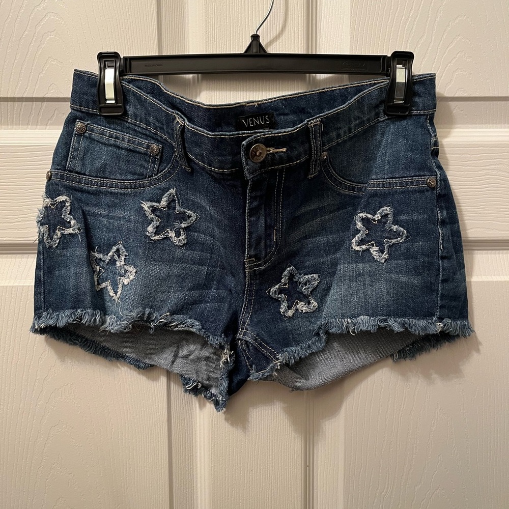 Venus star embroidered denim shorts